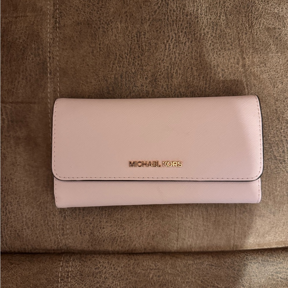 Michael Kors Blush Pink Wallet